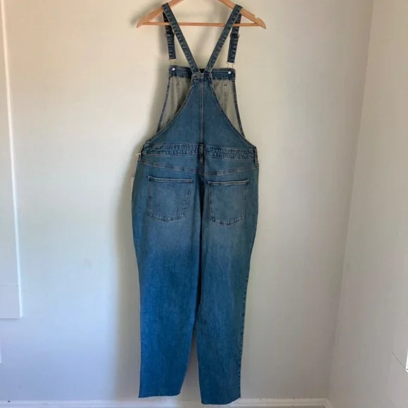 Universal Thread Blue Denim Overalls Classic Workwear - Picture 4 of 10